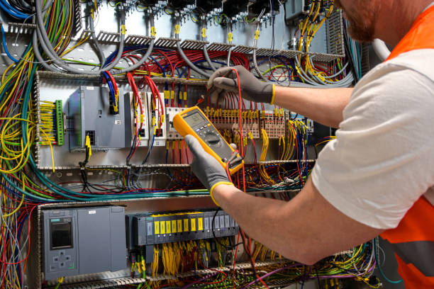 Best Circuit Breaker Repair  in Clatskanie, OR